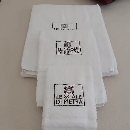 Oda ve Kahvaltı Le Scale Di Pietra