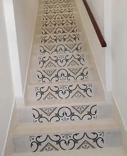 Le Scale Di Pietra Конверсано