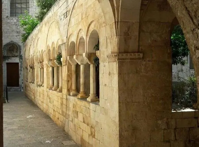 Le Scale Di Pietra Conversano